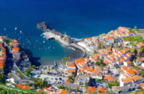 Camara de Lobos Apt by HR Madeira
