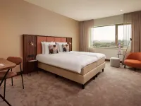 Van der Valk Hotel Delft A4 Hotels near Laak
