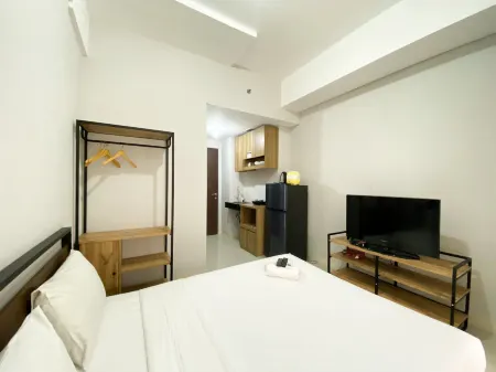 Chic and Cozy Studio Apartment at Transpark Juanda Bekasi