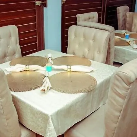 Elegant Suites by Golden Bide Jos