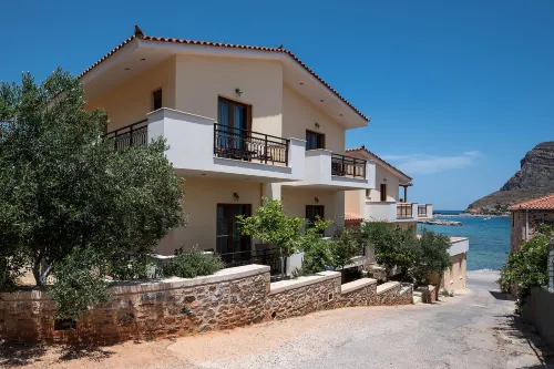 Cyrenia Guesthouse Hotels in Neapoli Voion