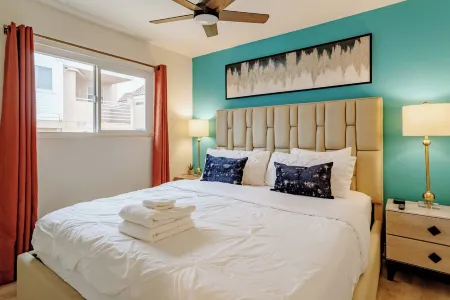 Cozy 2 Bedroom Near Downtown Alhambra - Pet Friendly Отели рядом с достопримечательностью «Keck School of Medicine of USC Physician Assistant Program»