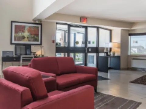 Comfort Inn Hotels in Cochrane District