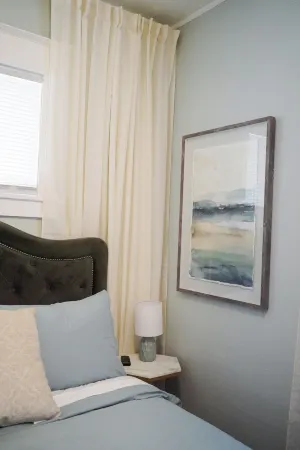 Coastal 3-BR Lower Near Lake MI and Downtown Sheboygan Отели в г. Sheboygan