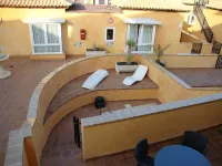 SEAHAUS FUERTE in a residential complex directly on the sea.