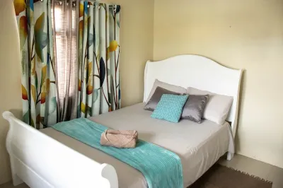 Travelholics Getaway