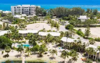 Waterfront Island House #14, Rum Point, Beach, Pool, Bikes, Kayaks, Paddleboard!