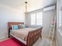 The Babanees - Bummer Hill Boho Chic Surf Shack Hotels in Calvache