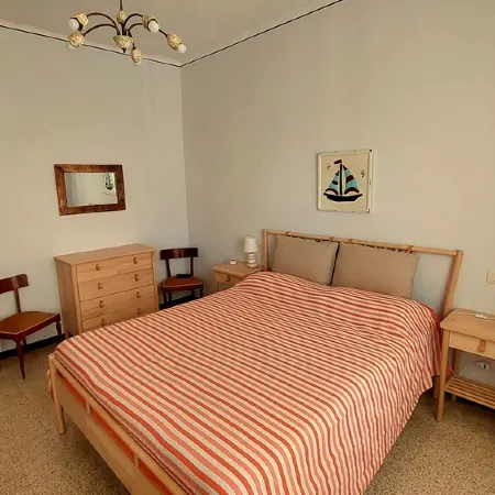 Bright Apartment by the Sea (CIN: IT011017C2XY7OAMU4)