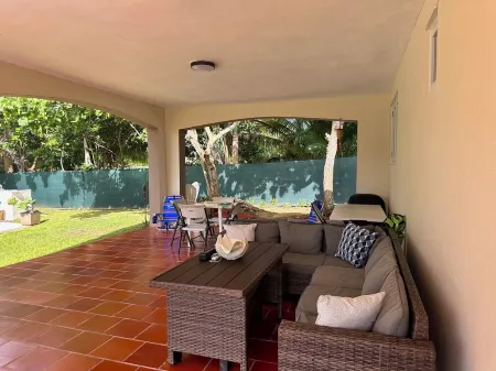 Entire Private House Perfect for a  Tropical Gateway