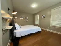 Cozy cottage just steps from the University of Memphis