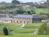 2 Bedroom Ground Floor Cottage with Fantastic Panoramic Sea View