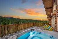 Stunning Log Mount Washington Chalet with Breathtaking Views of Strathcona Park