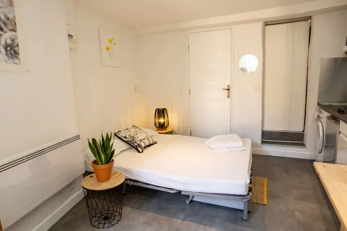 Mimosa fragrance Hotels in Grasse