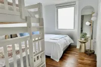 Luxury 2BR-1BA - 10min to NYC - Elevator Building