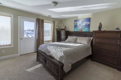 Email us Your Dates, we Can Unblock Dates Alexandria Bay,NY.USA.附近的飯店