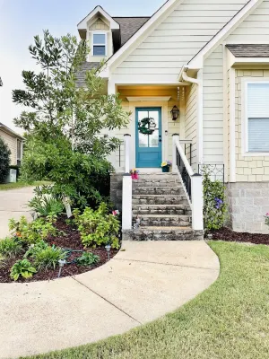 Charming Cottage, minutes to stadium Các khách sạn gần University of Mississippi