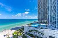 HydeHotel 2/2 Lux Condo l Ocean View l Resort Hotels near FLL Airport Flight Landing View Point