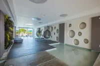 BEACH FRONT PENTHOUSE