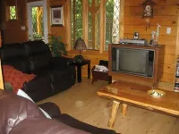Beautiful Log Home on Quiet Private Lake