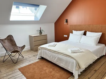 Le Gite de Jean Thevenin with free parking