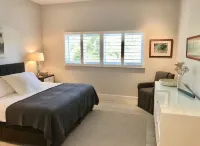 Beautiful Oceanfront Condo on Seven Mile Beach Hotels near Ugland House