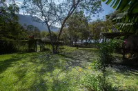 Casa Verapaz - Vela: Luxurious Retreat, Ideal for 4 Guests!