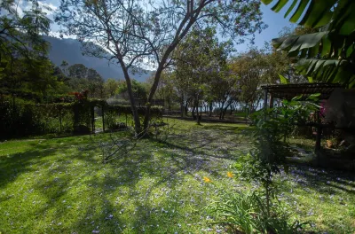Casa Verapaz - Vela: Luxurious Retreat, Ideal for 4 Guests! Hotels in 