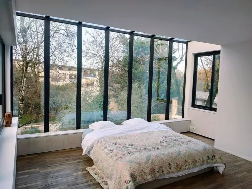 Magnifique Villa sur les Bords de Marne Tout Près de Paris