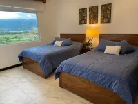 Beach Front - Spectacular Ocean Views!