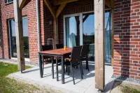 Modern, bright apartment with terrace, directly behind the dike, in the North Sea resort Wremen