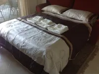 Stunning studio holiday apartment for 2/3 on resort, close to beach with 2 pools