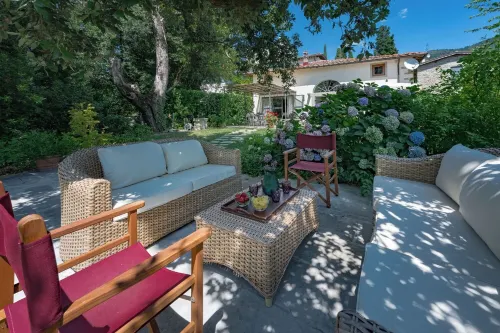 LE SCUDERIE: Villa with private pool and garden