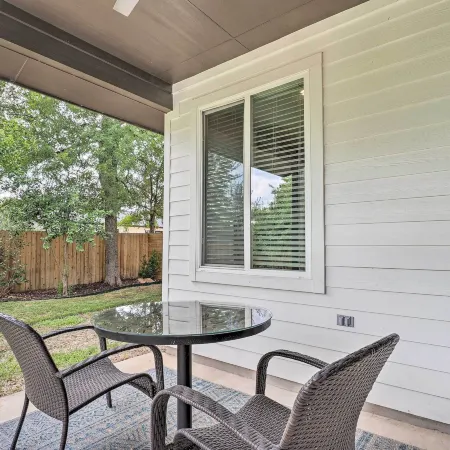 Gorgeous Georgetown Home, Walk to the Square!