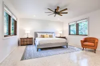 Mid-Century Dream Home < Half-Mile to Beach! - Beach