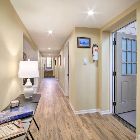 Cozy North Bend Getaway in Walkable Location!