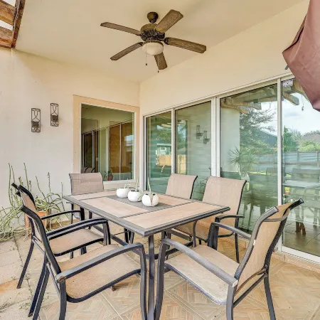 Covered Patio & Grill: Colorful Mcallen Home