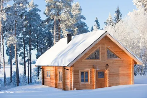 Log cabin by the lake - comfort surrounded by nature! Hotels in Nalden