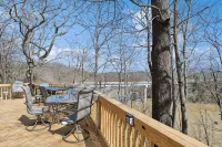 Lakelife At Somerset - Hot Tub, Deck & Views 4 Bedroom Home - 3-Star