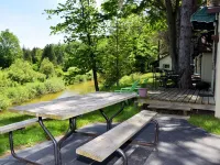 貝特西河畔度假村 本佐尼亞酒店