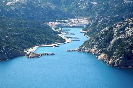 Charming House in Sassari With Ocean Views Отели в г. Liscia di Vacca