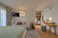 Mirivili Rooms & Suites Отели в г. 