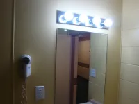 Economy Inn