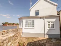 Searles Hotels in Lympstone
