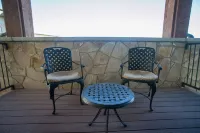 Stay in Comfort While Enjoying Valley Views