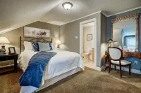 Inn by the Bay Hotel di 