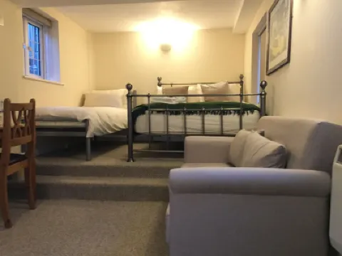 芬頓休息酒店 酒店