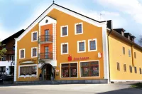 Hohenauer Hof Hotels in Philippsreut