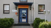 Mango Hotel