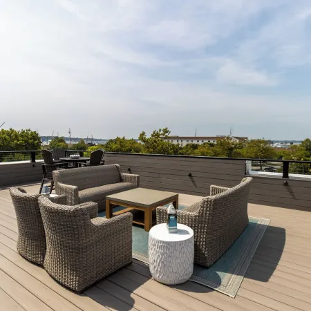 The Newport Lofts - 194 Thames Street
